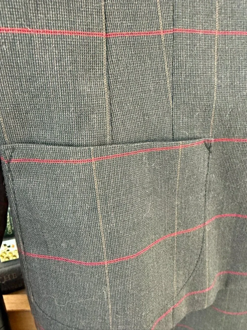 Vintage Herve Benard 100% Wool Suit Gray Red Plaid Jacket Skirt Petite 12P
